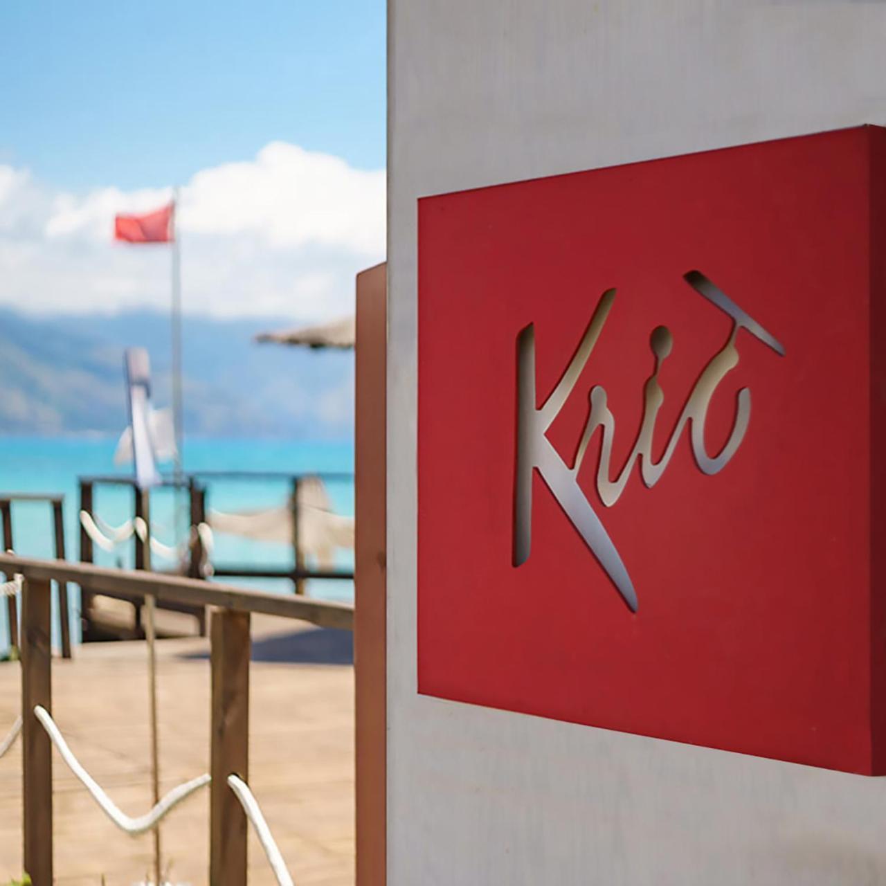 Krio Gelsomare Hotel Поликастро Бусентино Екстериор снимка