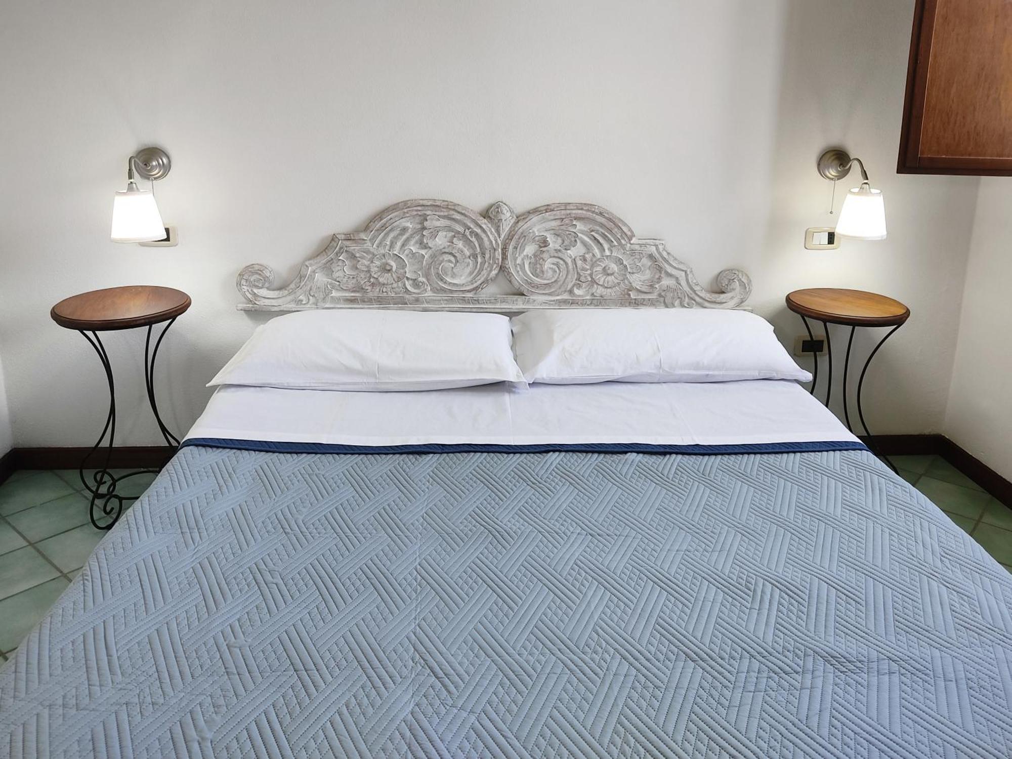 Krio Gelsomare Hotel Поликастро Бусентино Екстериор снимка